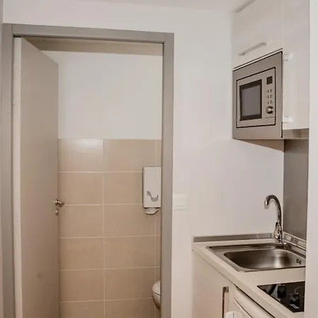 Annexe De La Gare Szálloda 2*