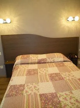 Hotel Annexe De La Gare 2*