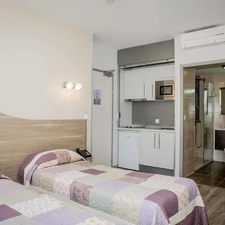 Annexe De La Gare 2* Hendaye