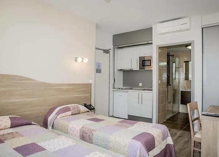 Annexe De La Gare 2* Hendaye